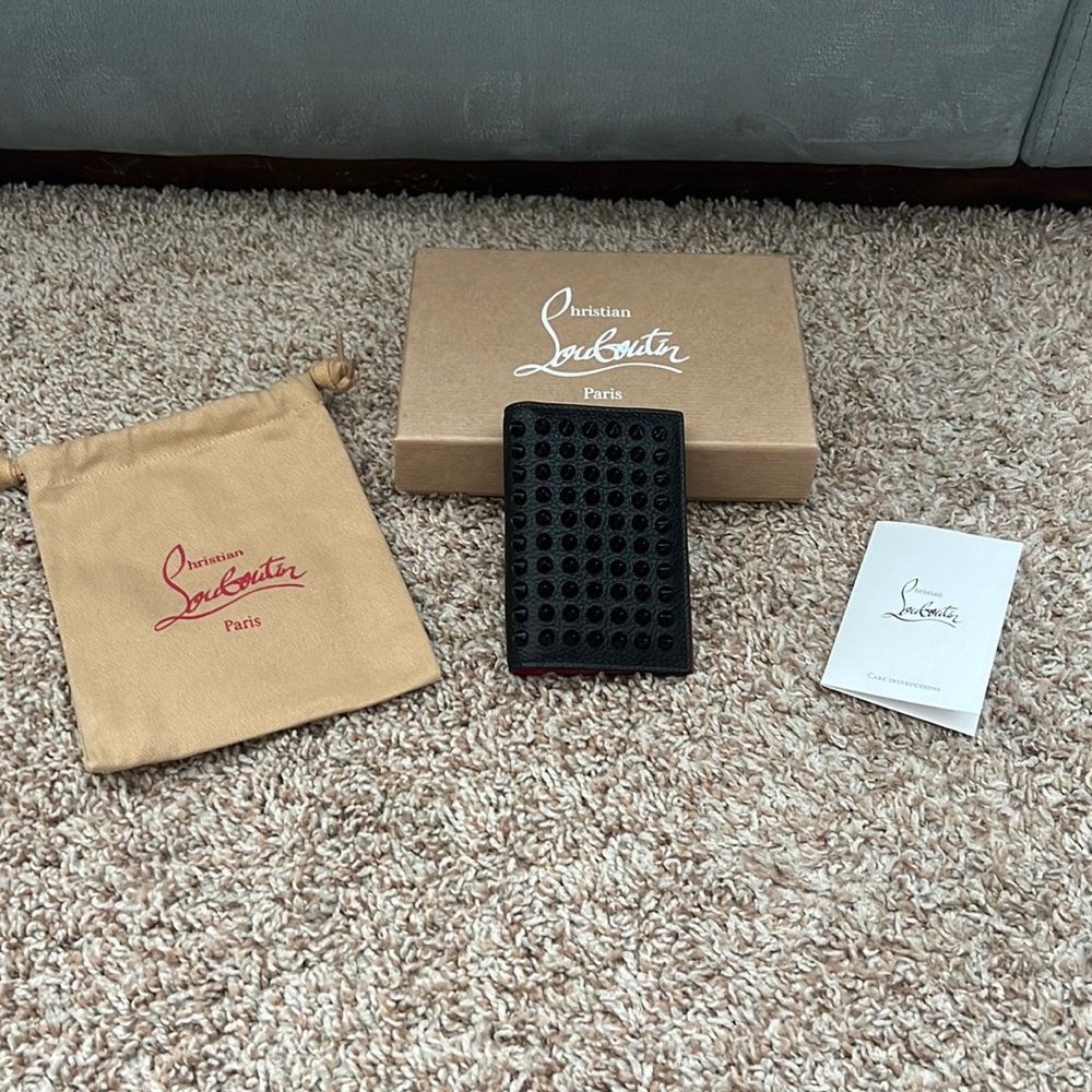 Christian Louboutin - Men's M Sifnos Leather Spike Bifold Card Holder - Black